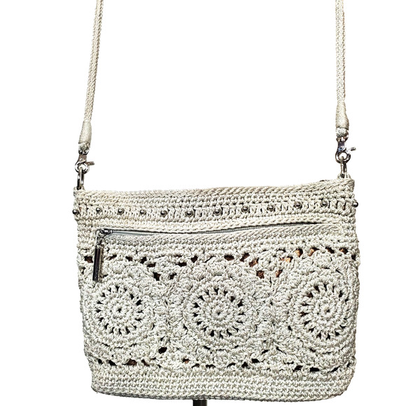 THE SAK Crossbody Bag Ivory Crochet Knit Pockets Neutral Cream Silver Hardware - Picture 1 of 13